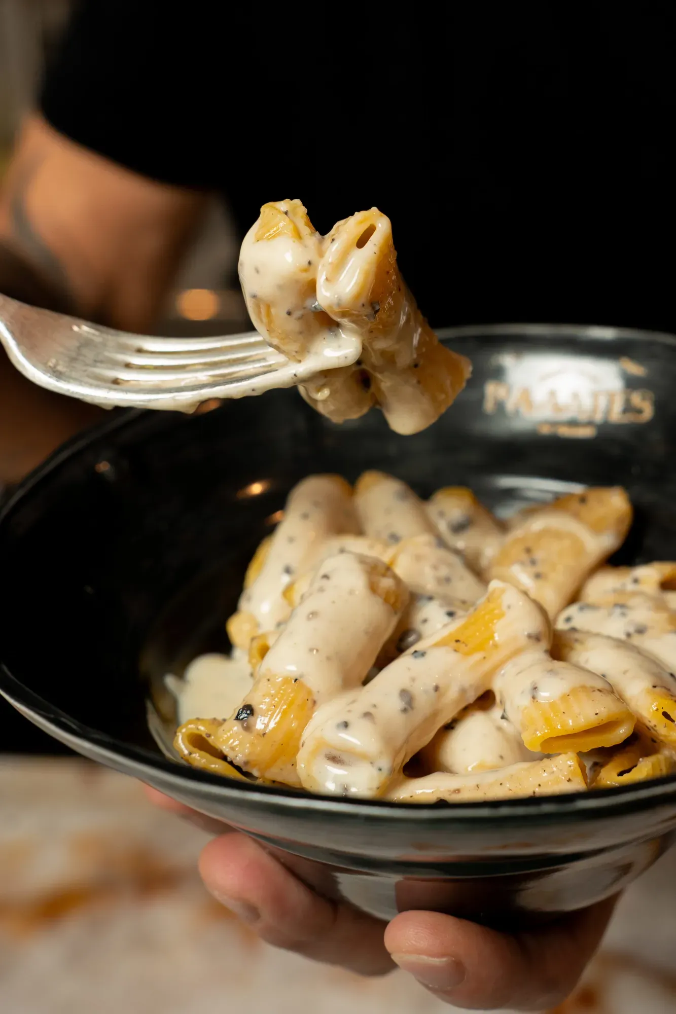 pates-chaudes-vegetarienne-truffe-parmesan-paaates-bordeaux