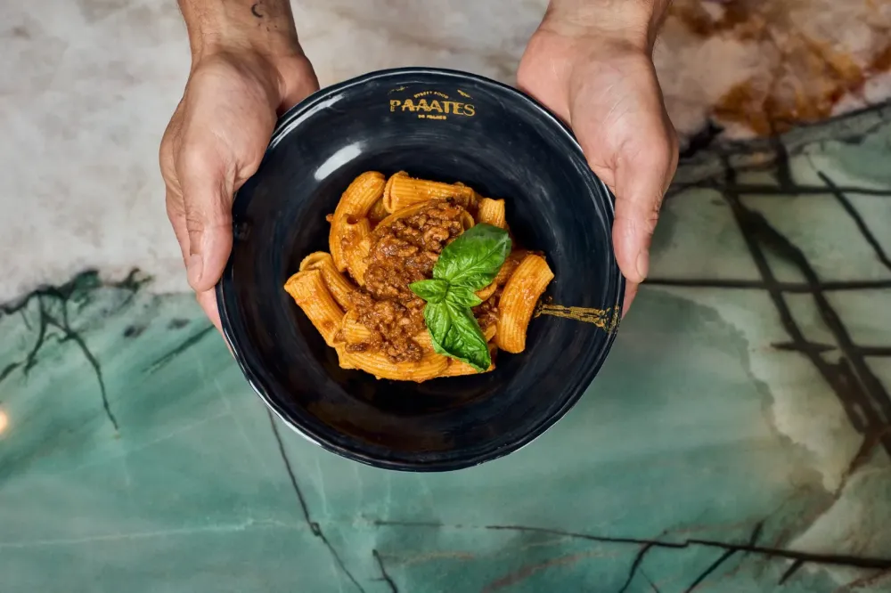 pates-chaudes-vegetarienne-bolognese-paaates-bordeaux